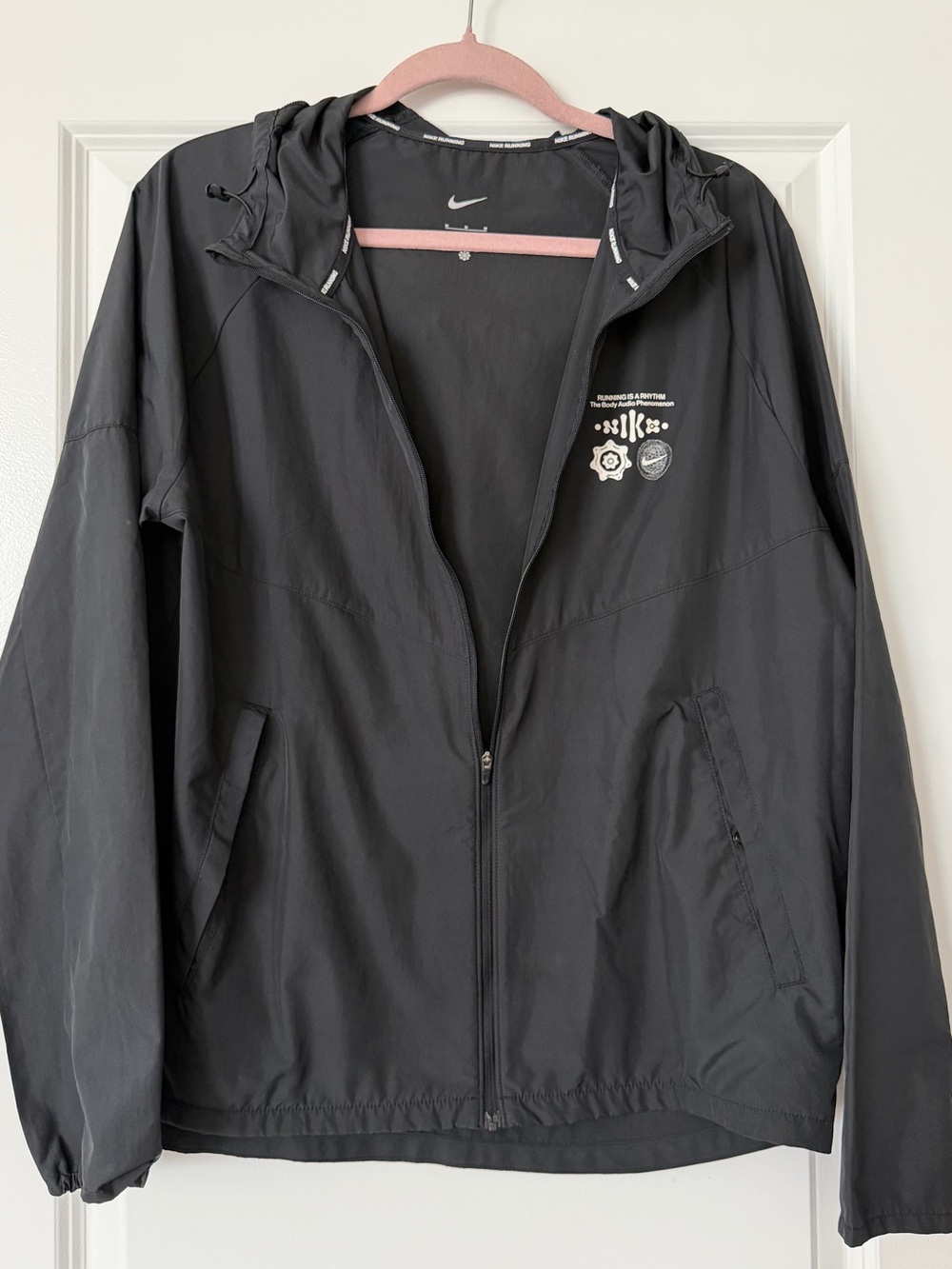 Nike Running Windbreaker Jacket with design
